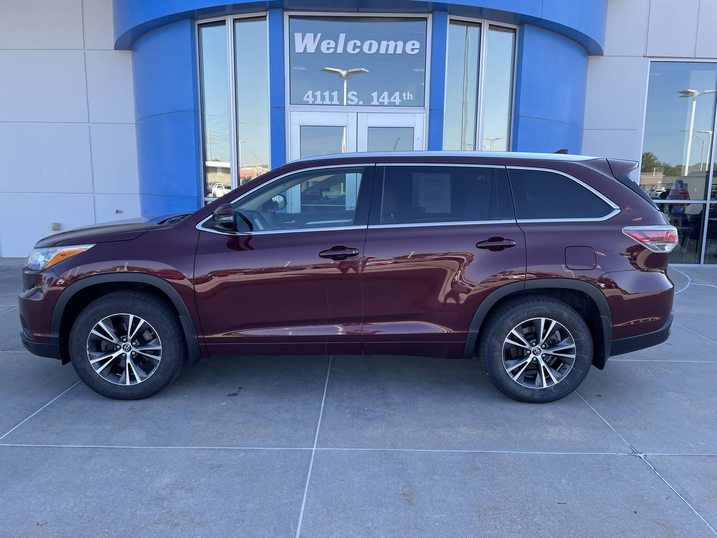 2016 Toyota Highlander XLE — SUV — 160,159 mi — Omaha, NE