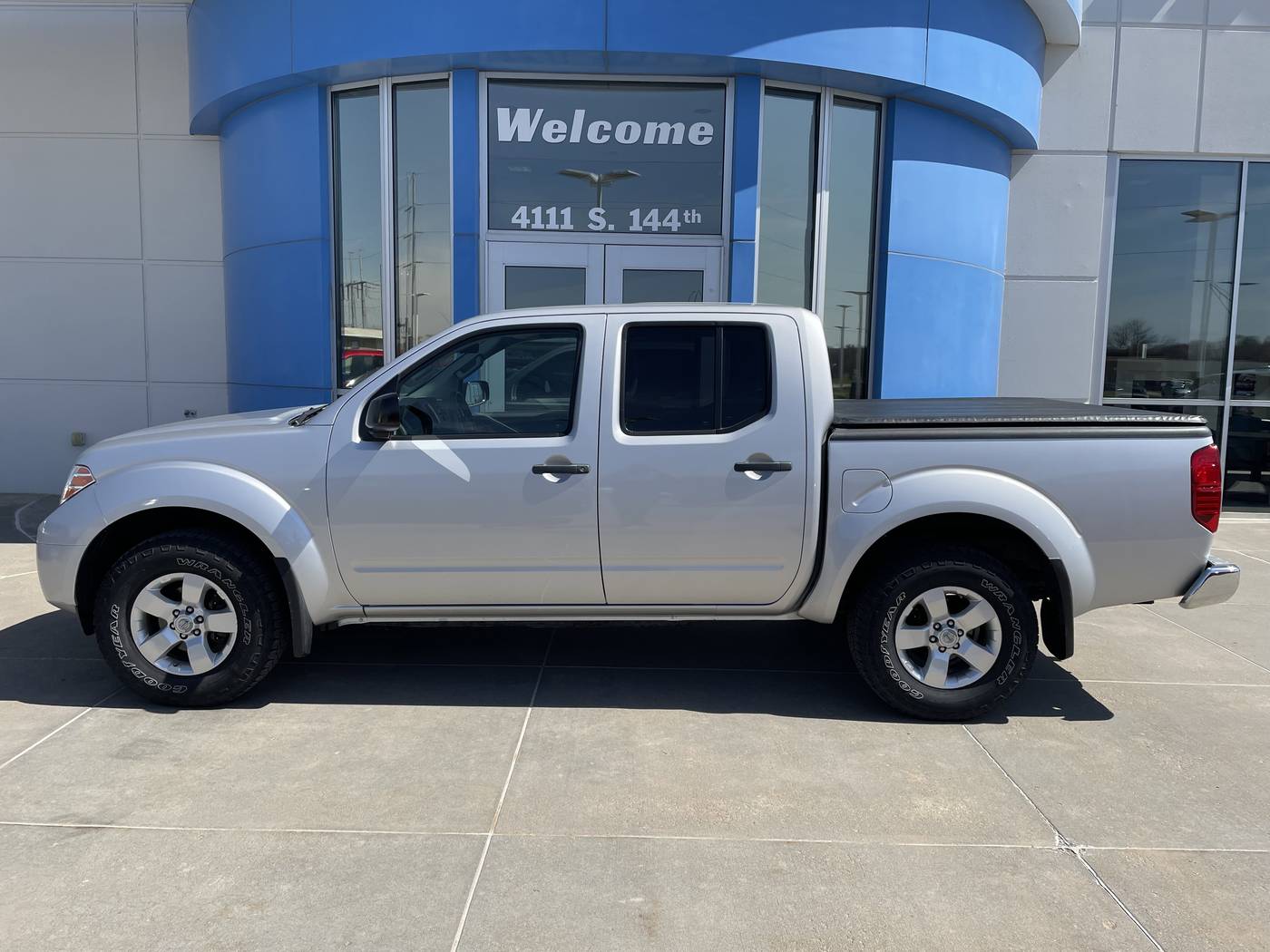 2012 Nissan Frontier SV — Pickup Truck — 85,139 mi — Omaha, NE