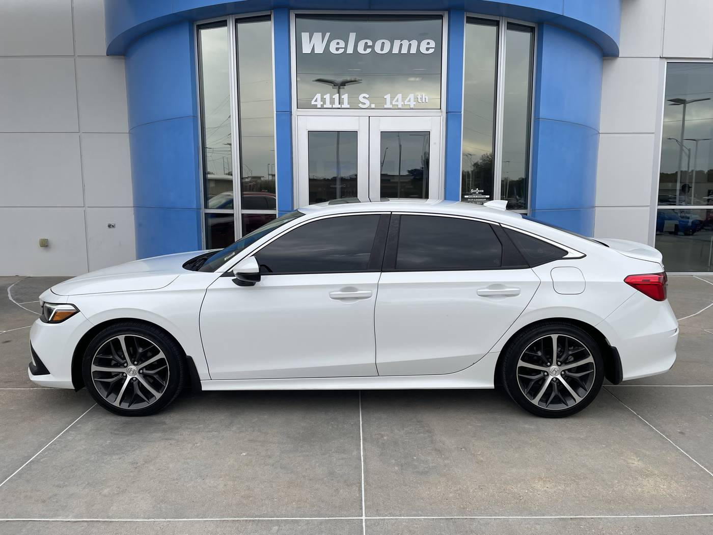 2022 Honda Civic Touring — Sedan — 15,397 mi — Omaha, NE