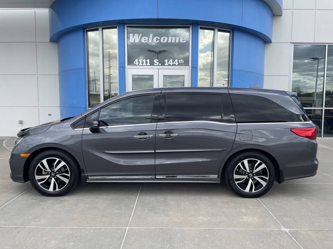 2020 Honda Odyssey Elite — Minivan — 79,252 mi — Omaha, NE