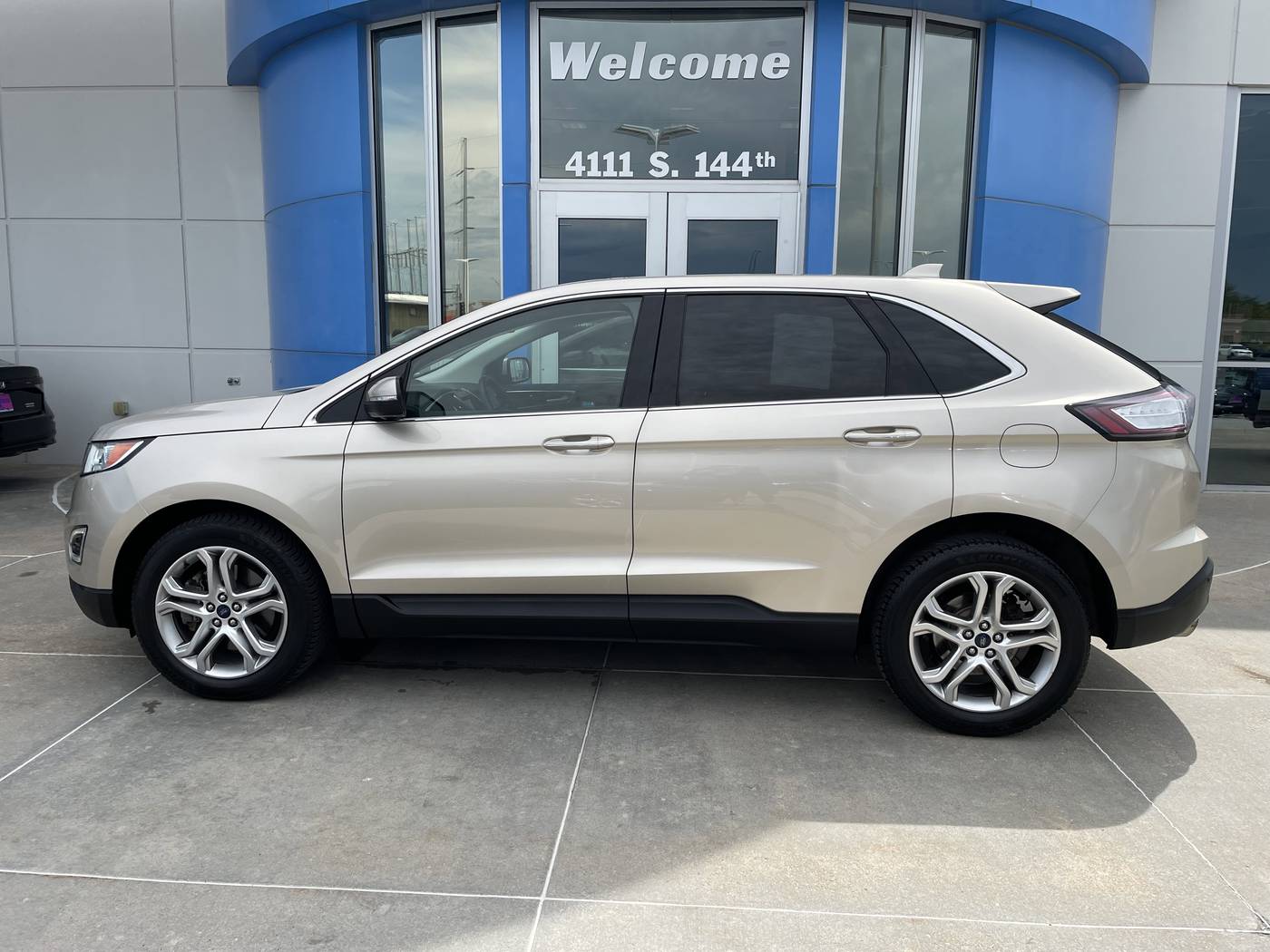 2018 Ford Edge Titanium — SUV — 106,654 mi — Omaha, NE