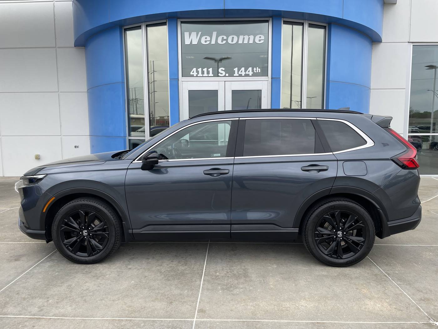 2024 Honda CR-V Hybrid Sport Touring — SUV — 10,572 mi — Omaha, NE