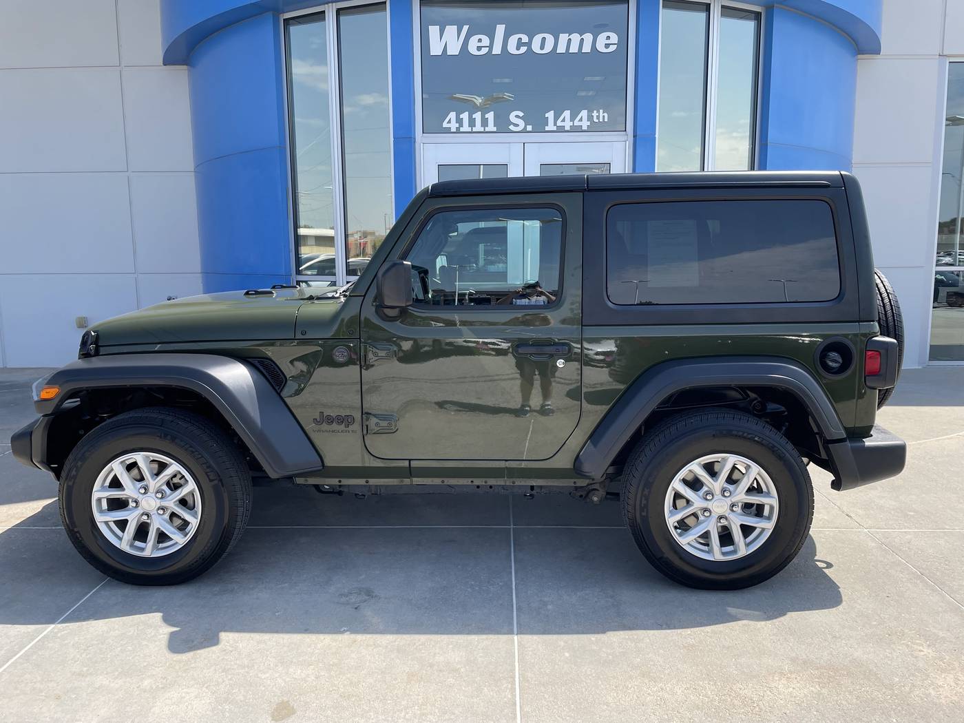2023 Jeep Wrangler Sport S — SUV — 19,095 mi — Omaha, NE