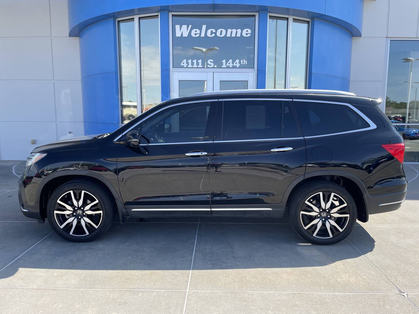 2019 Honda Pilot Touring — SUV — 95,992 mi — Omaha, NE