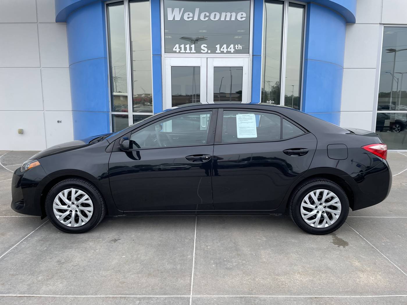 2017 Toyota Corolla LE — Sedan — 147,958 mi — Omaha, NE
