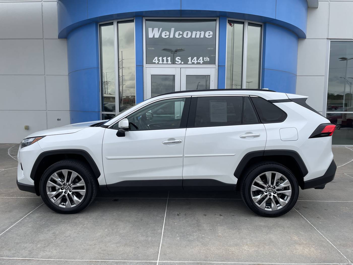 2024 Toyota RAV4 Limited — SUV — 14,403 mi — Omaha, NE