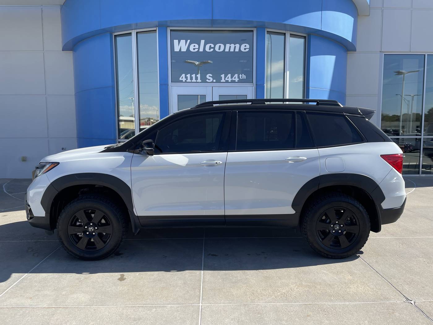 2020 Honda Passport Elite — SUV — 48,706 mi — Omaha, NE