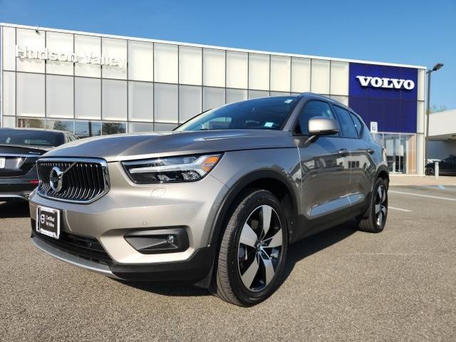 2022 Volvo XC40 Momentum — SUV — 22,273 mi — Wappingers Falls, NY