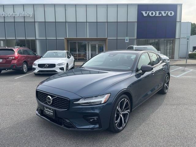 2025 Volvo S60 Core — Sedan — 5,794 mi — Wappingers Falls, NY