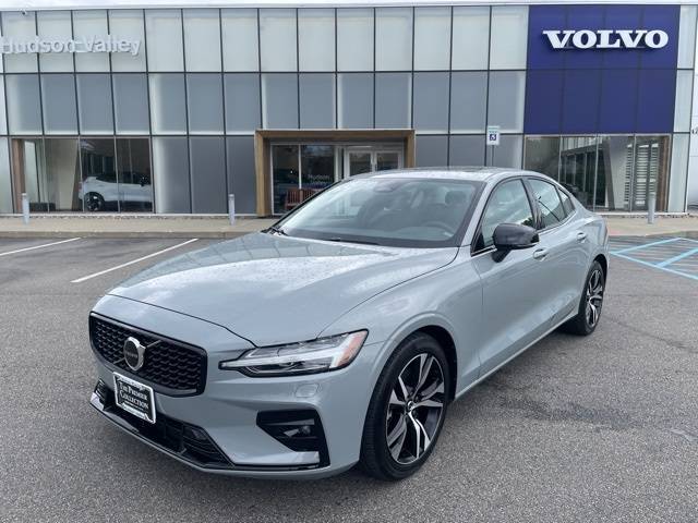 2025 Volvo S60 Core — Sedan — 15,361 mi — Wappingers Falls, NY