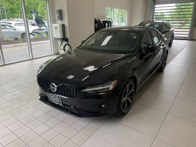 2025 Volvo S60 Plus — Sedan — 12,407 mi — Wappingers Falls, NY