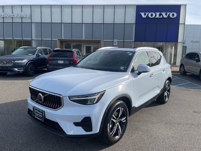 2025 Volvo XC40 Core — SUV — 8,259 mi — Wappingers Falls, NY