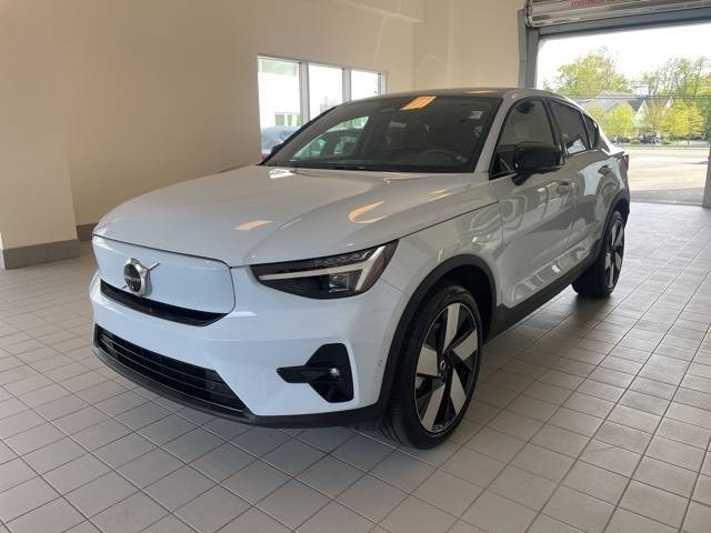 2024 Volvo C40 Recharge Ultimate — SUV — 17,804 mi — Wappingers Falls, NY