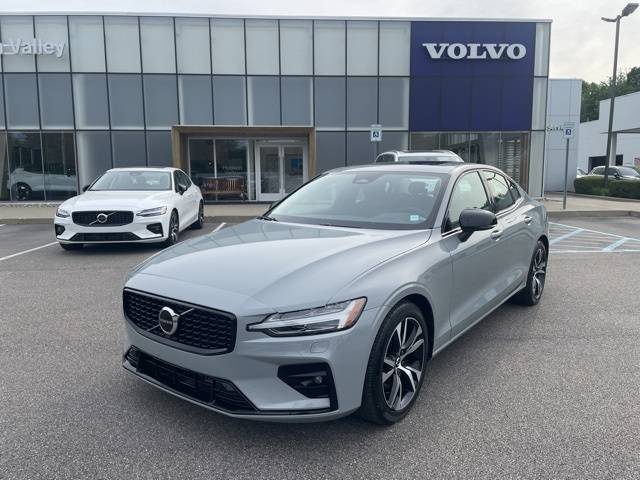 2025 Volvo S60 Core — Sedan — 5,071 mi — Wappingers Falls, NY
