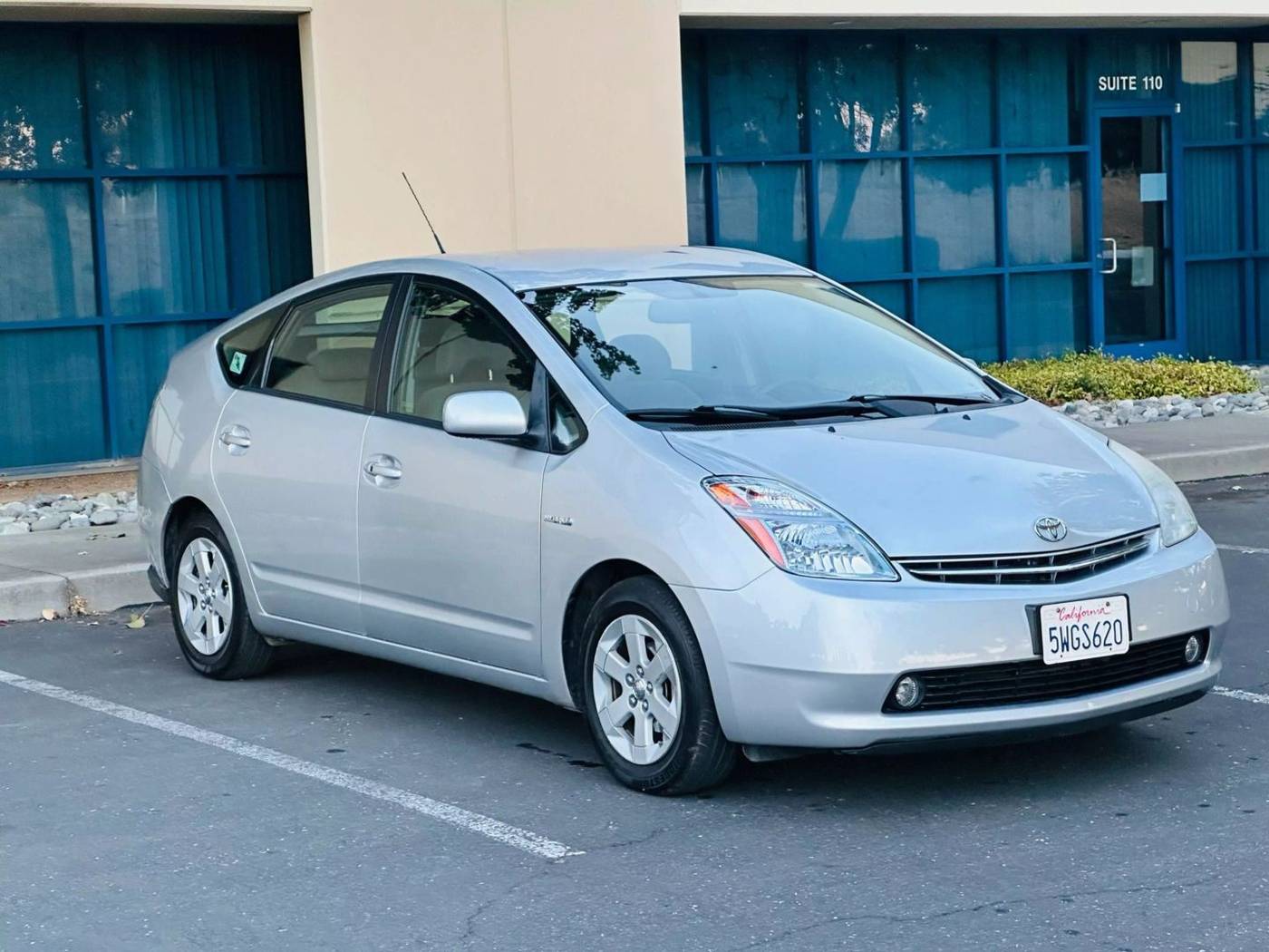 2006 Toyota Prius Base — Sedan — 120,093 mi — West Sacramento, CA