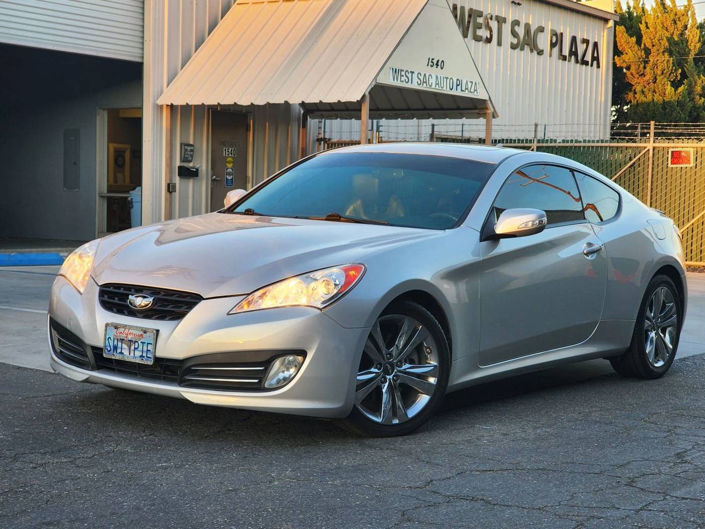 2011 Hyundai Genesis Coupe 3.8 Grand Touring — Coupe — 119,065 mi — west sacramento, CA