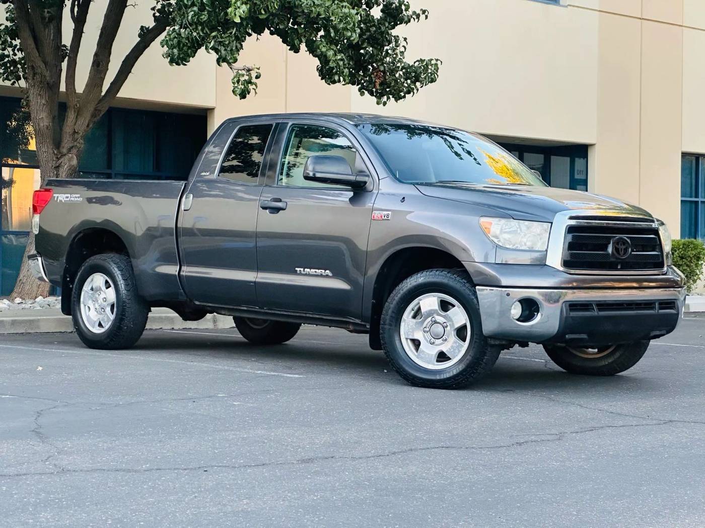 2011 Toyota Tundra Base — Pickup Truck — 158,359 mi — West Sacramento, CA