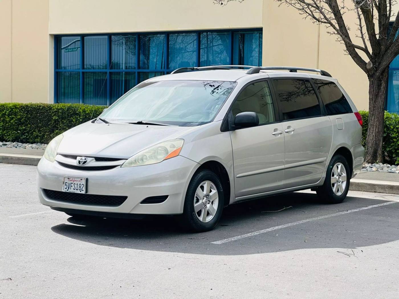 2006 Toyota Sienna CE — Minivan — 89,880 mi — West Sacramento, CA