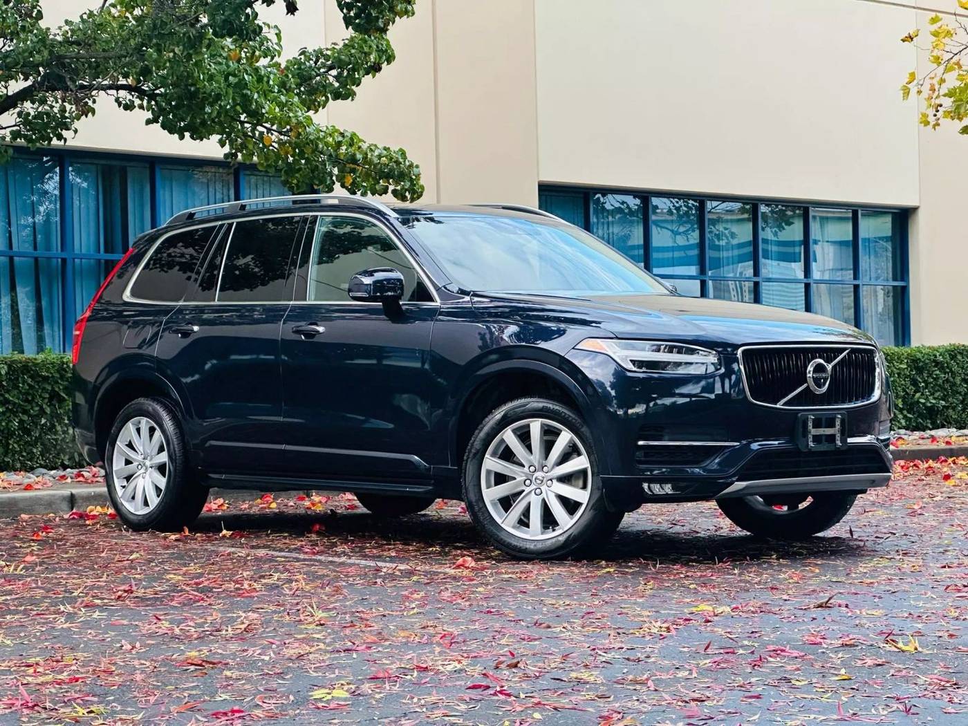 2017 Volvo XC90 Momentum — SUV — 95,584 mi — West Sacramento, CA