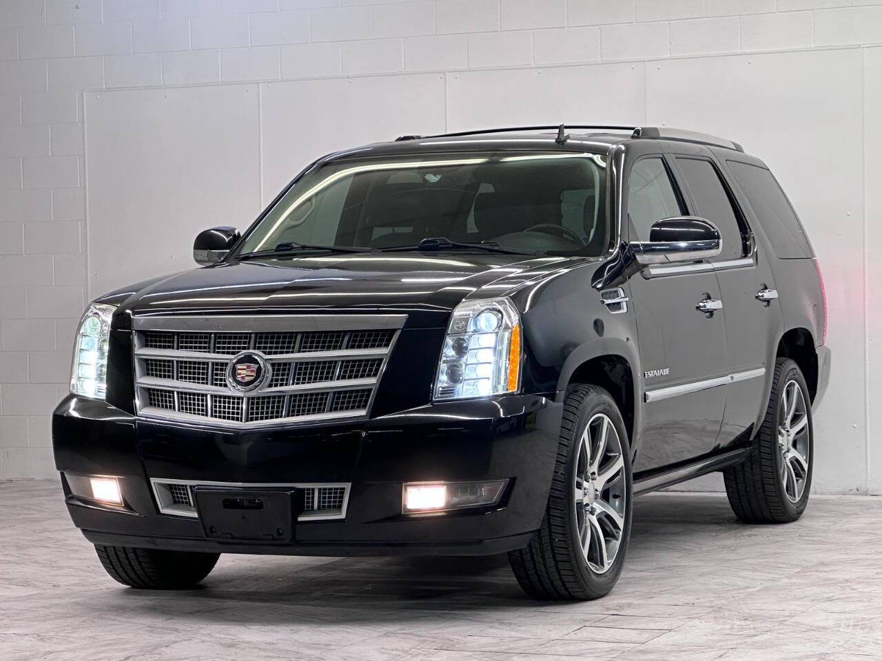 2011 Cadillac Escalade Platinum Edition — SUV — 152,770 mi — Houston, TX