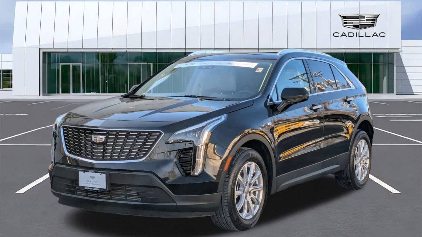 2022 Cadillac XT4 Luxury — SUV — 13,044 mi — Oak Lawn, IL