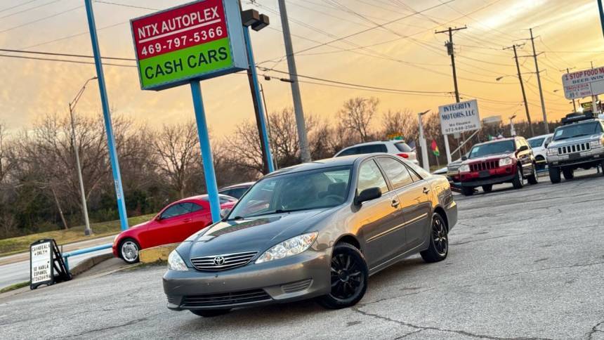 2005 Toyota Camry LE — Sedan — 134,275 mi — Garland, TX