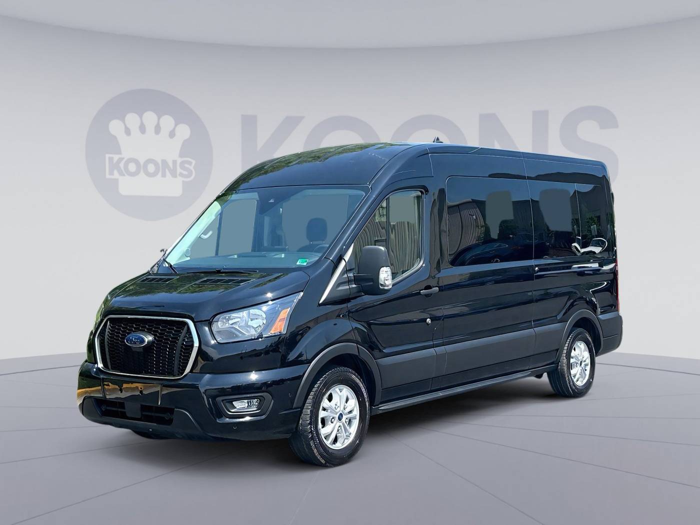 2023 Ford Transit Passenger Wagon T-350 XLT — Passenger Van — 56,722 mi — Woodbridge, VA