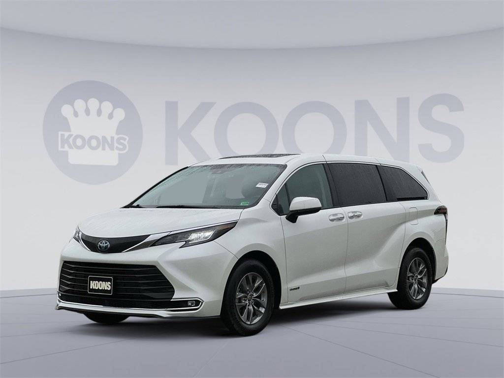 2021 Toyota Sienna XLE — Minivan — 59,928 mi — Woodbridge, VA