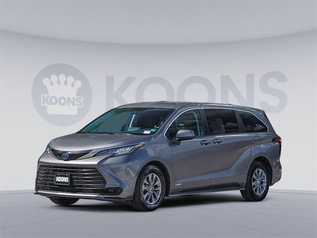 2021 Toyota Sienna LE — Minivan — 23,573 mi — Woodbridge, VA