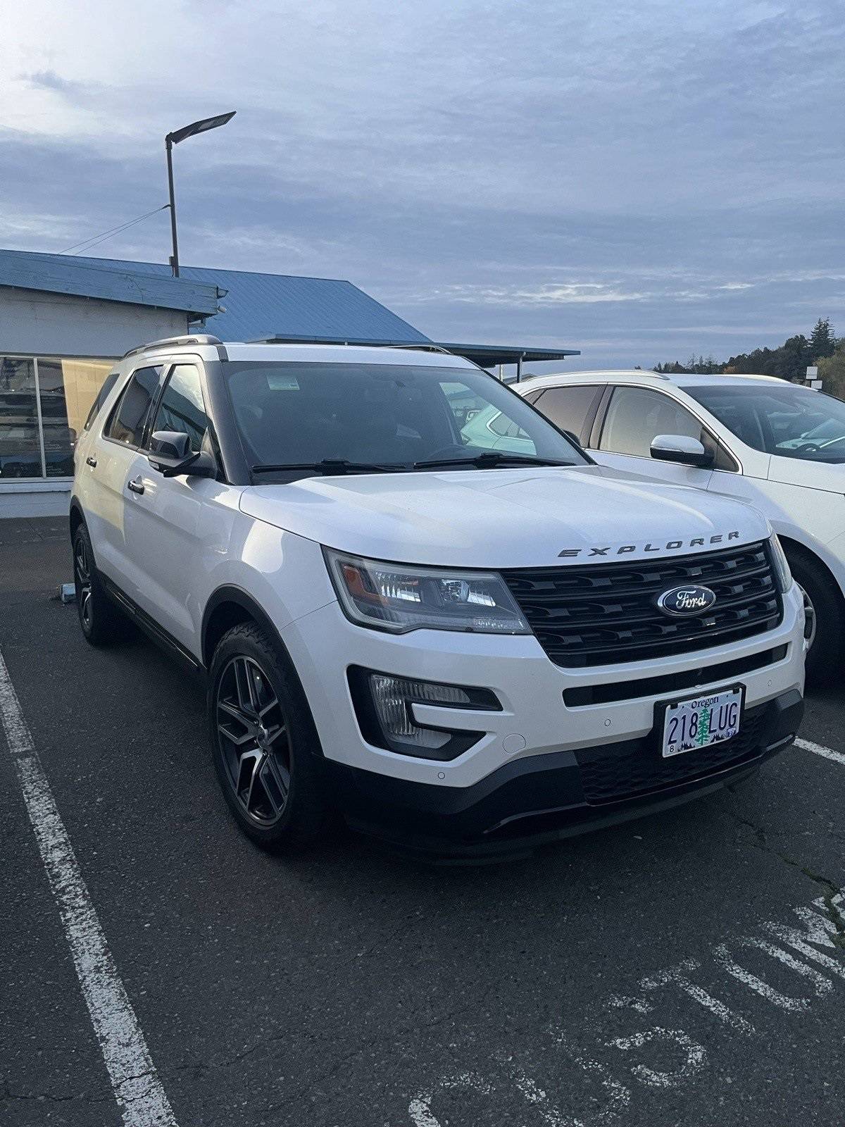 2017 Ford Explorer Sport — SUV — 73,946 mi — Aumsville, OR
