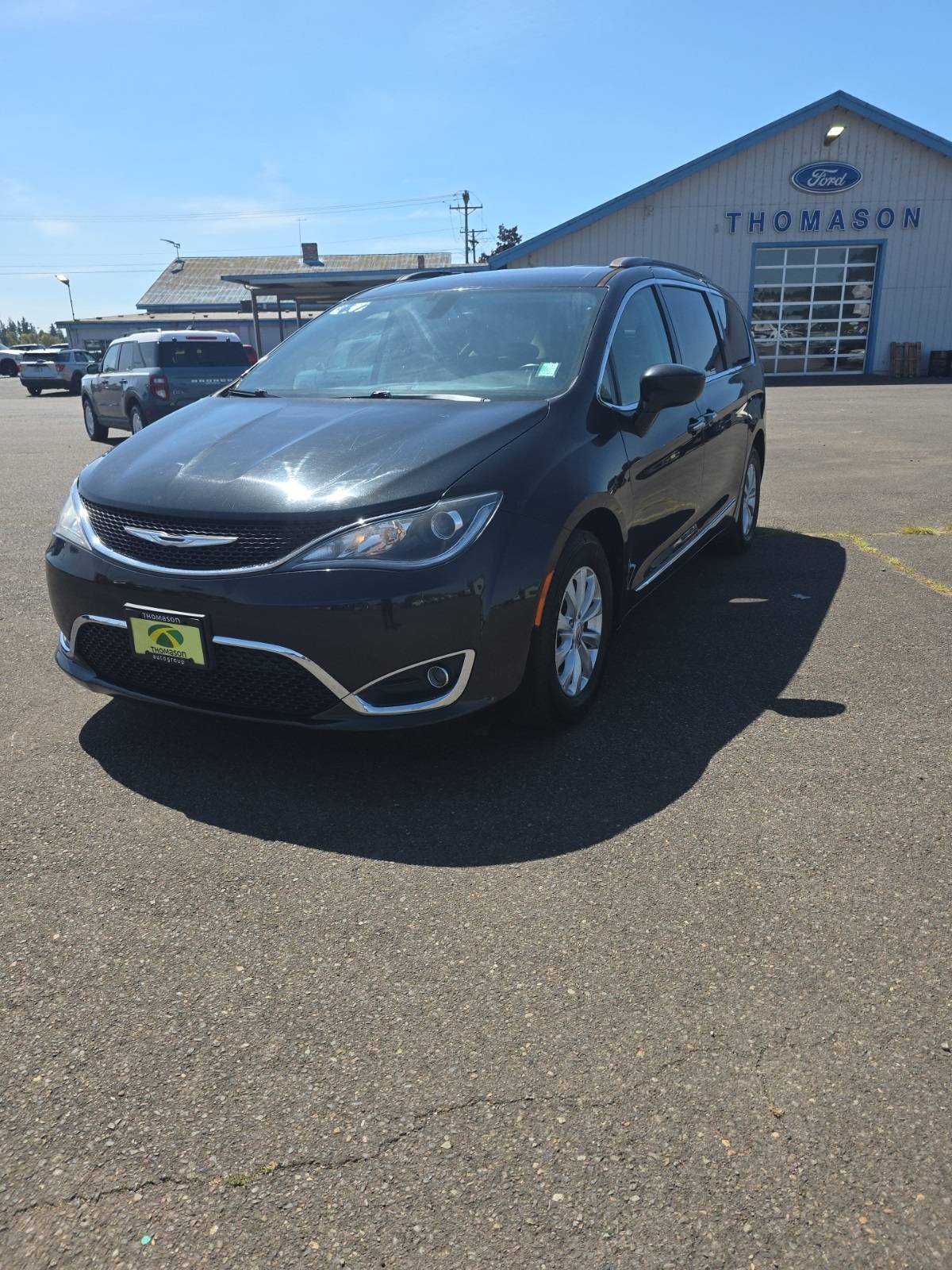 2017 Chrysler Pacifica Touring L — Minivan — 89,424 mi — Aumsville, OR