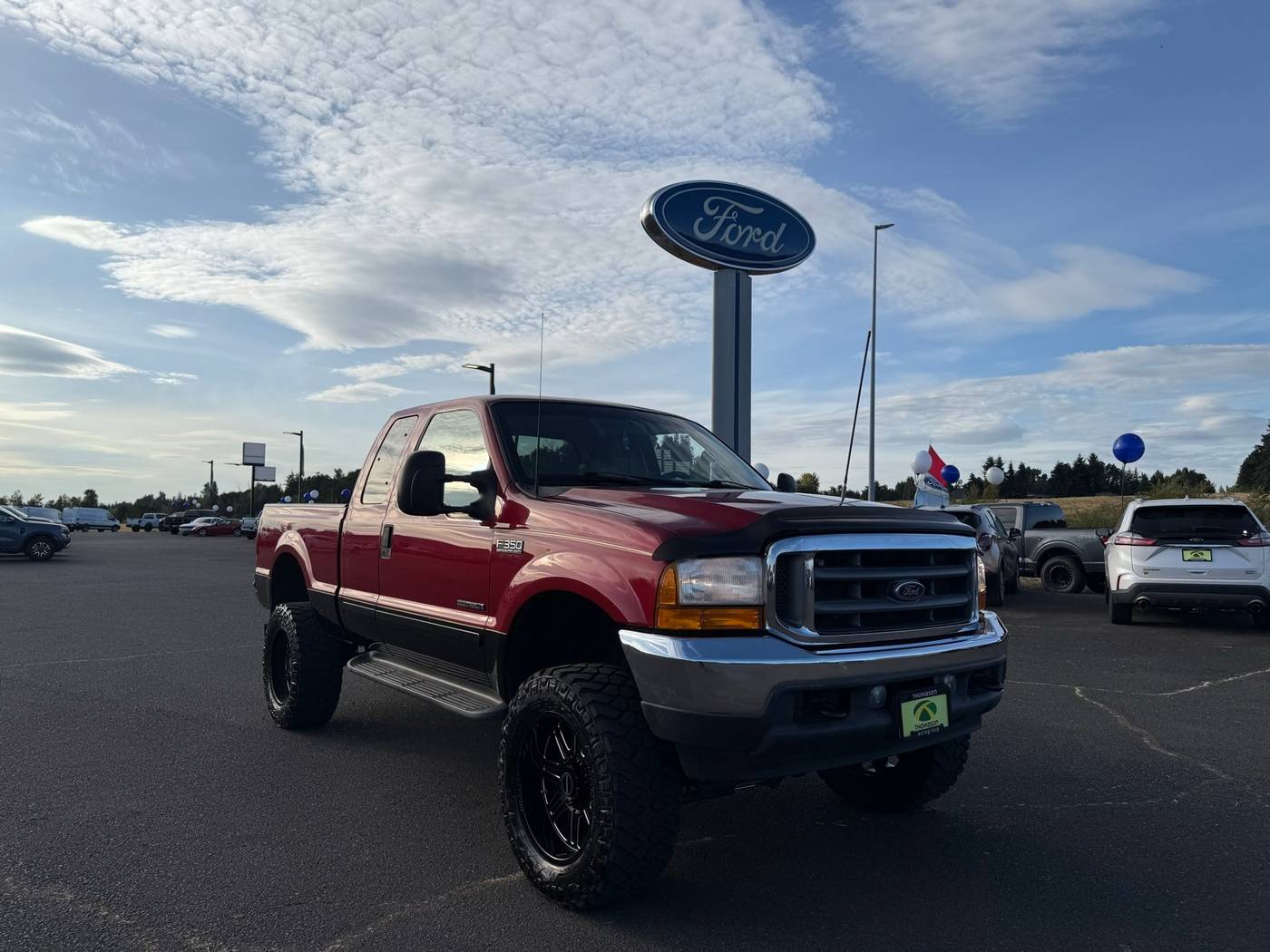 2001 Ford Super Duty F-350 Lariat — Pickup Truck — 116,130 mi — Aumsville, OR