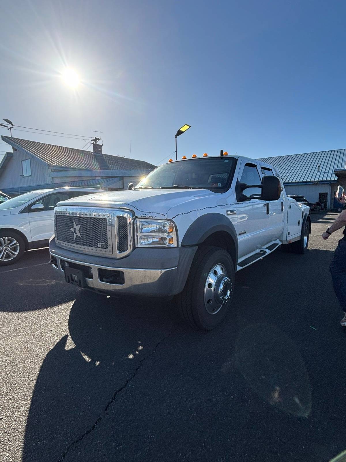 2005 Ford Super Duty F-550 Chassis Cab XLT — Chassis Cab Truck — 227,000 mi — Aumsville, OR
