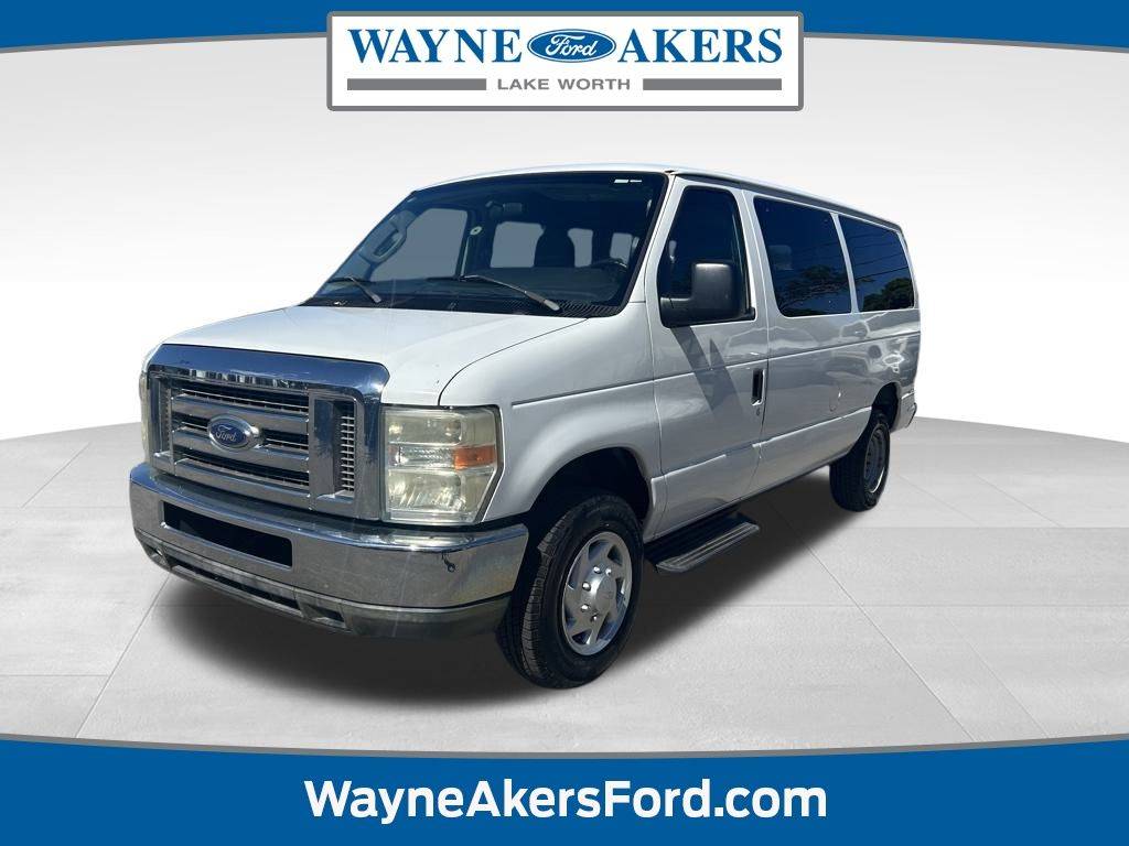 2011 Ford Econoline Wagon E-350 Super Duty XLT — Passenger Van — 191,400 mi — Lake Worth, FL