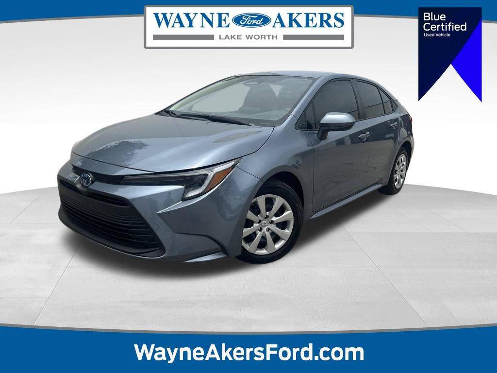 2025 Toyota Corolla Hybrid LE — Sedan — 595 mi — Lake Worth, FL