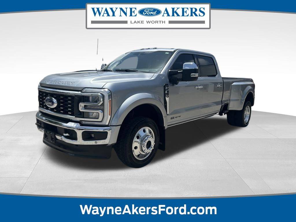 2023 Ford Super Duty F-450 LARIAT — Pickup Truck — 43,970 mi — Lake Worth, FL