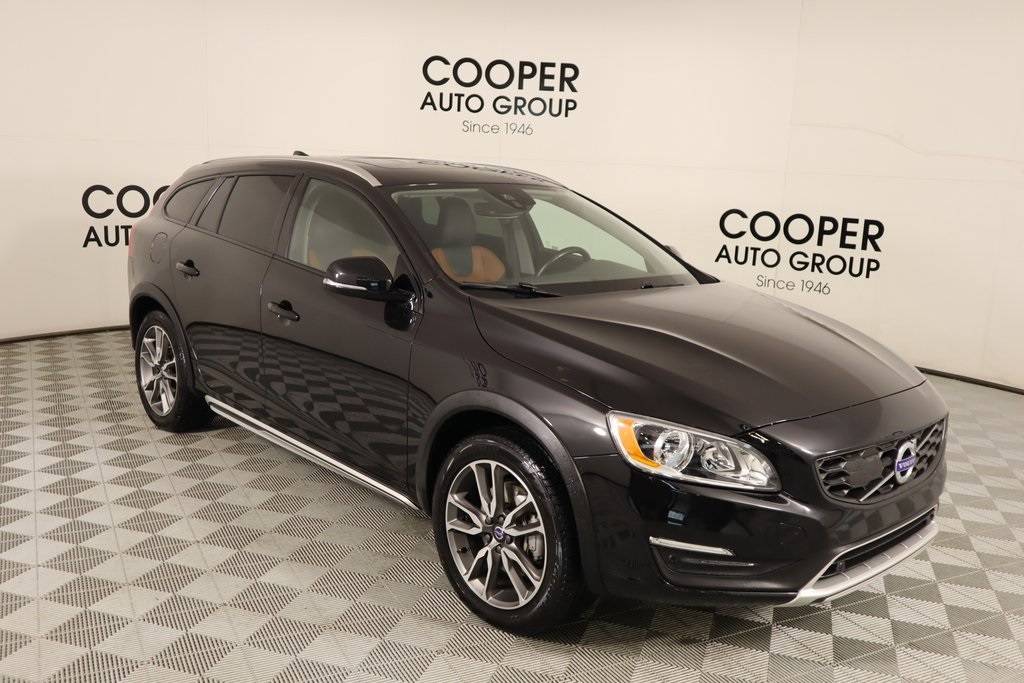 2018 Volvo V60 Cross Country T5 — Wagon — 72,459 mi — Edmond, OK