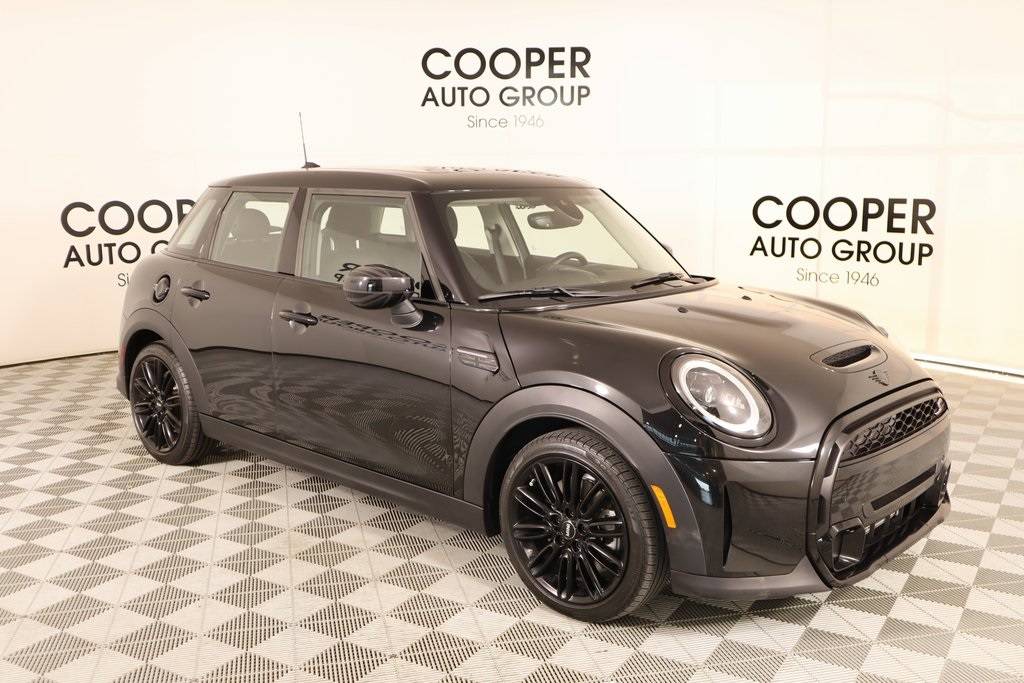 2024 MINI Hardtop Cooper S — Hatchback — 7,456 mi — Edmond, OK