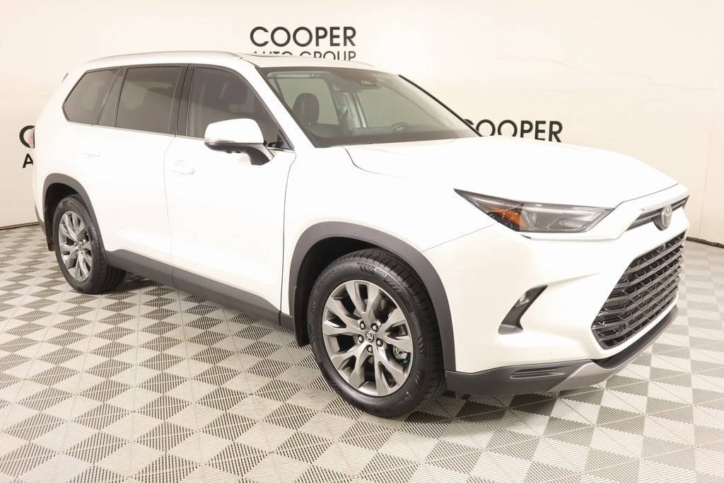 2024 Toyota Grand Highlander XLE — SUV — 32,895 mi — Edmond, OK