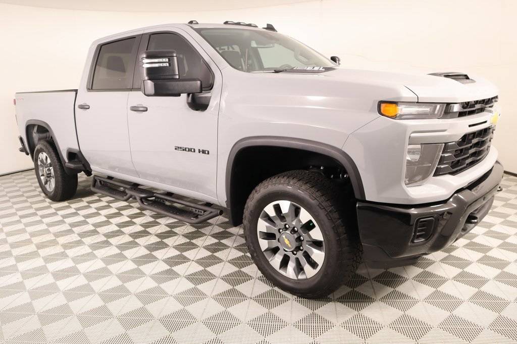 2025 Chevrolet Silverado 2500HD Custom — Pickup Truck — 8,087 mi — Edmond, OK