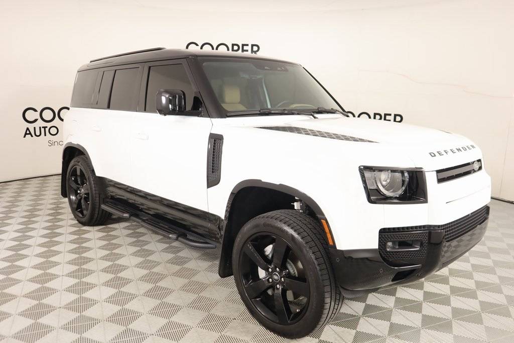 2025 Land Rover Defender X-Dynamic SE — SUV — 4,879 mi — Edmond, OK