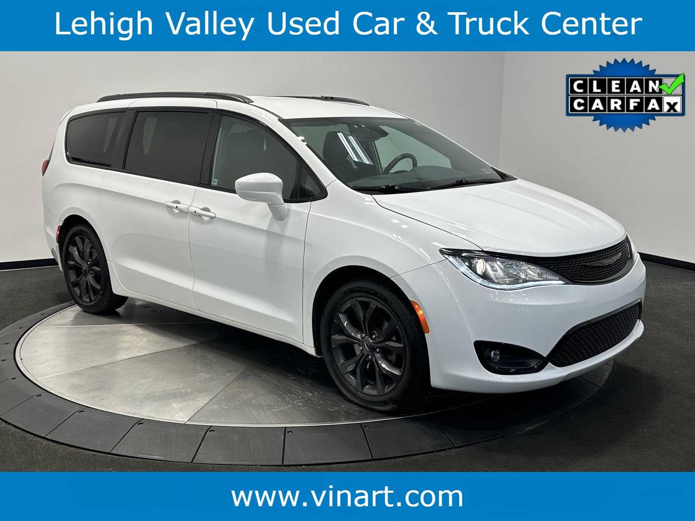 2020 Chrysler Pacifica Touring L — Minivan — 51,081 mi — Emmaus, PA