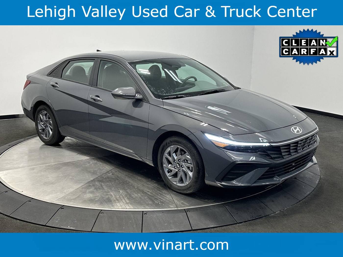 2024 Hyundai Elantra Hybrid Blue — Sedan — 3,567 mi — Emmaus, PA
