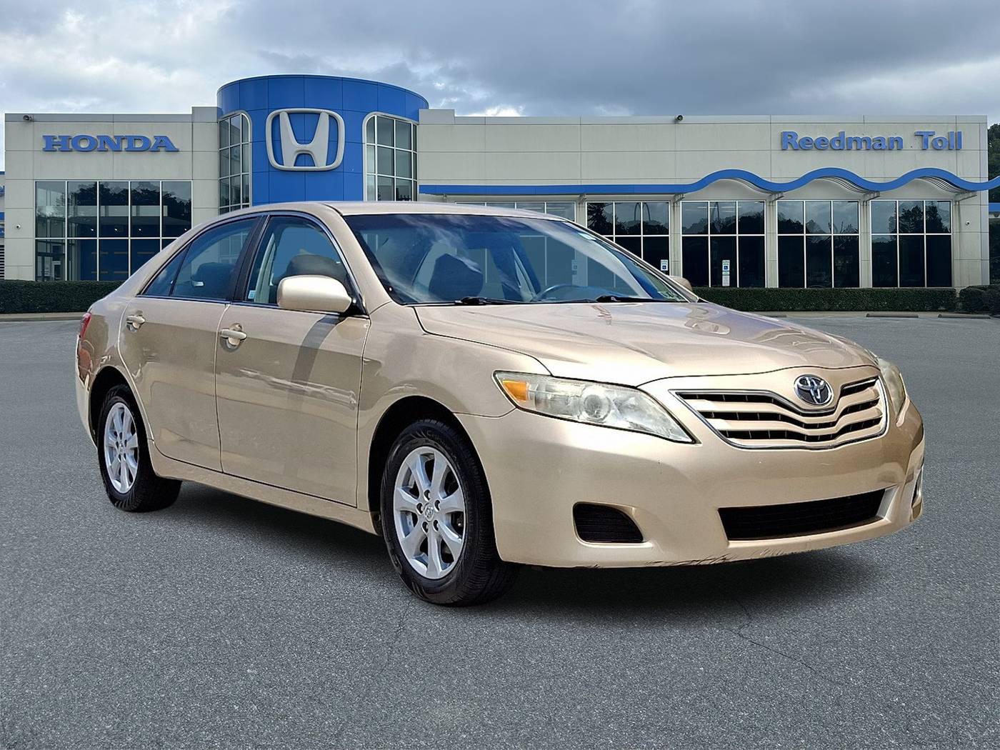 2011 Toyota Camry LE — Sedan — 98,919 mi — Downingtown, PA