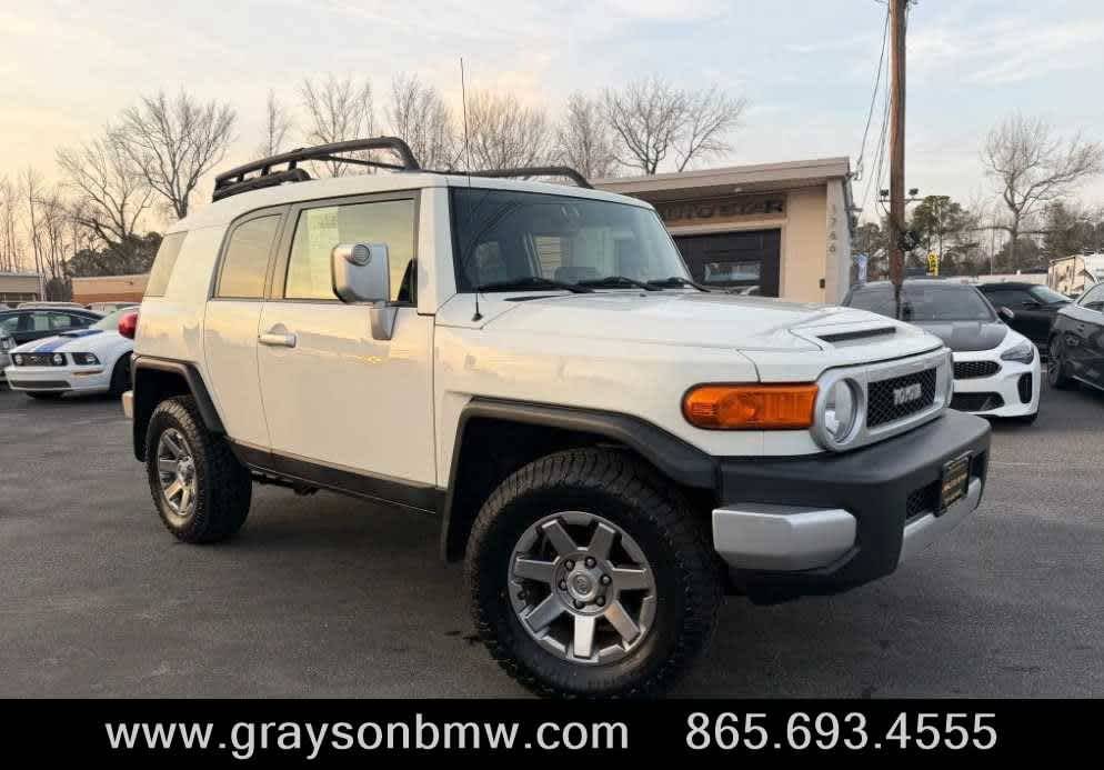 2014 Toyota FJ Cruiser Base — SUV — 74,132 mi — Knoxville, TN