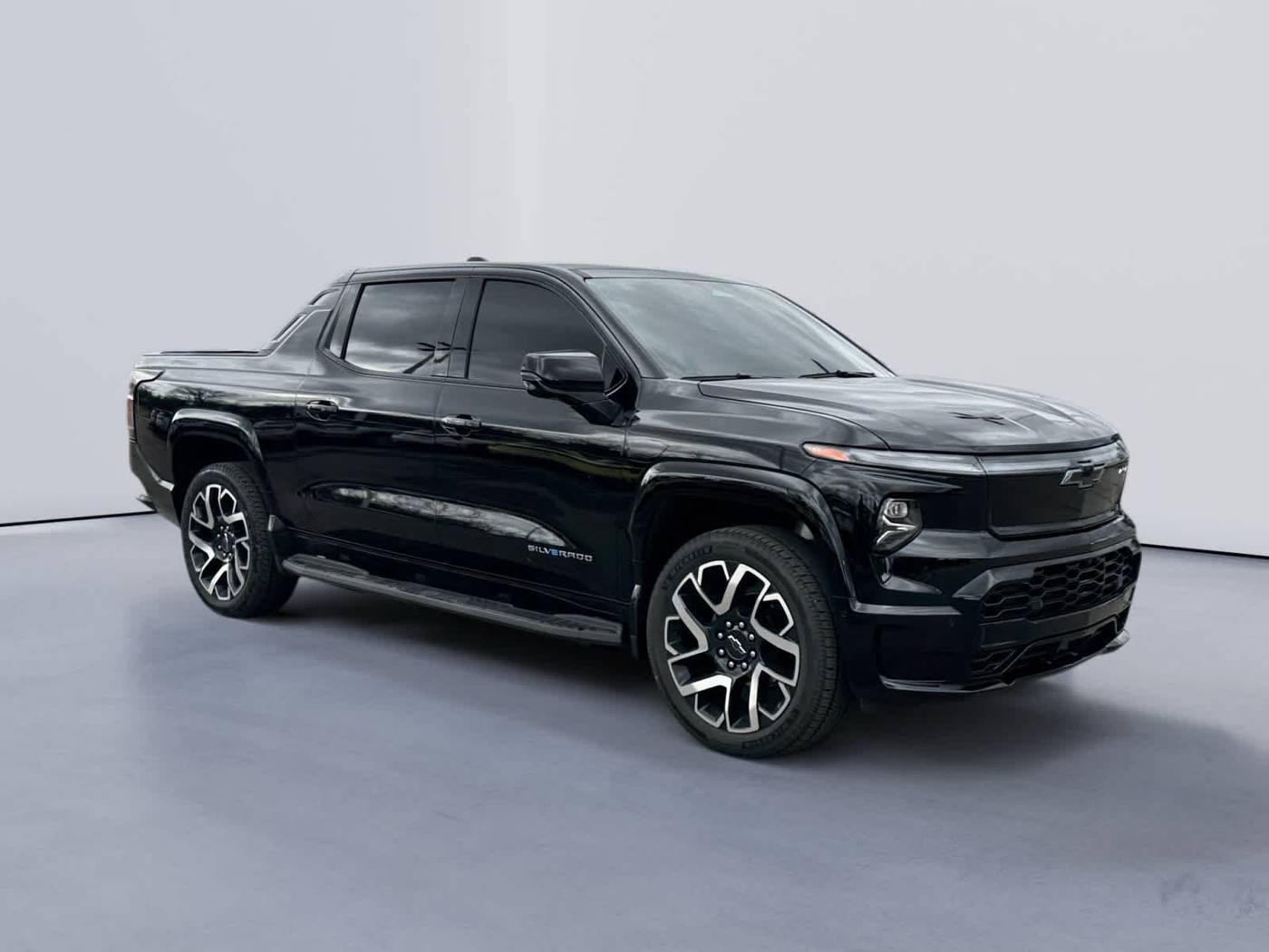2024 Chevrolet Silverado EV RST — Pickup Truck — 8,116 mi — Knoxville, TN