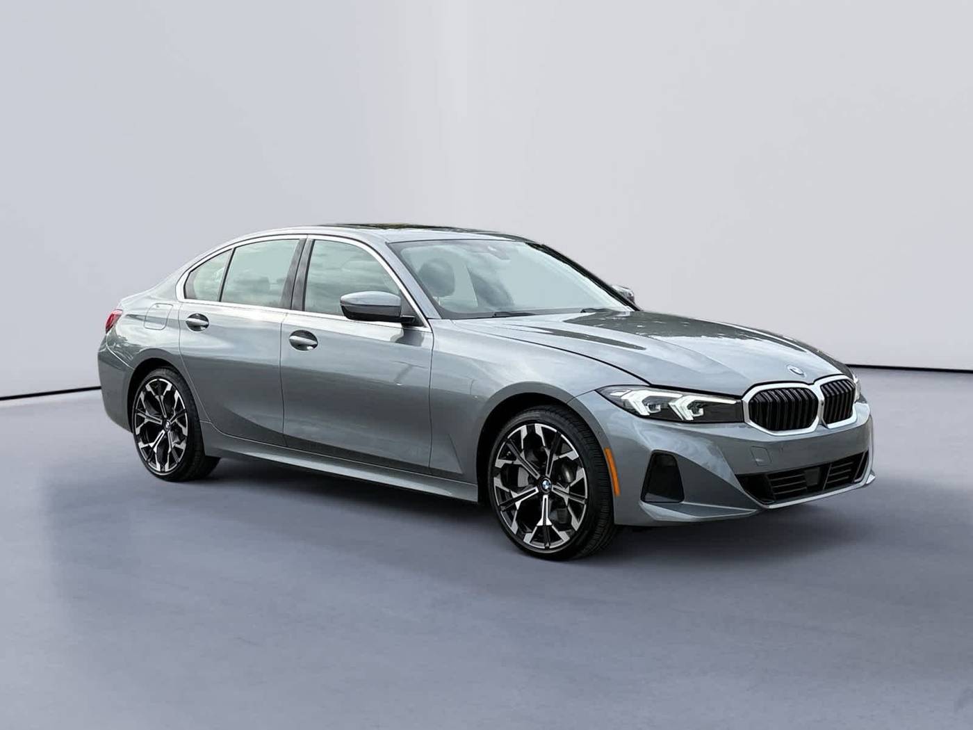 2025 BMW 3 Series 330i — Sedan — 12,392 mi — Knoxville, TN