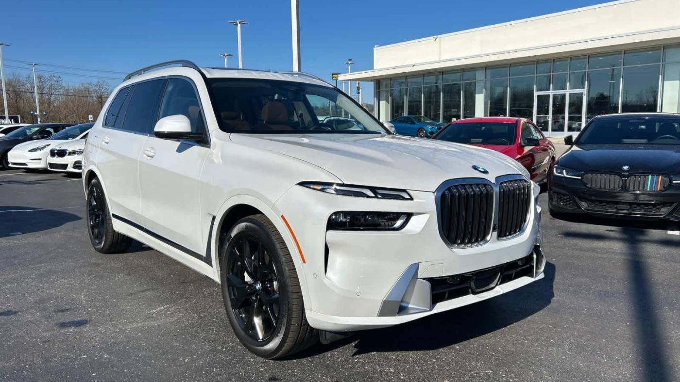 2025 BMW X7 40i — SUV — 1,229 mi — Knoxville, TN