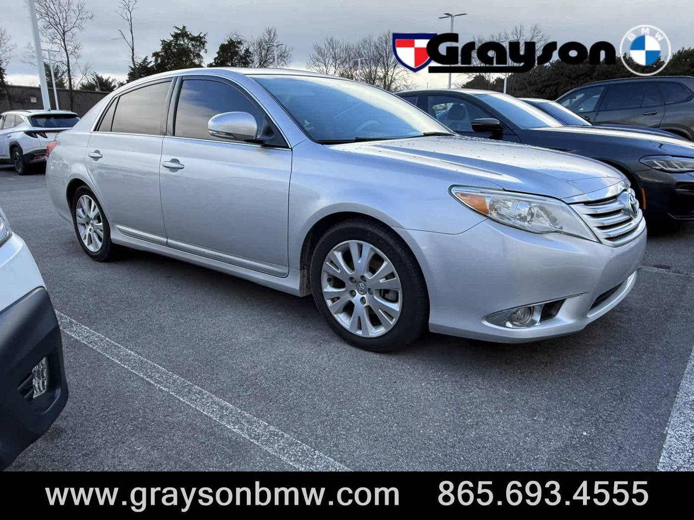 2012 Toyota Avalon Base — Sedan — 114,106 mi — Knoxville, TN
