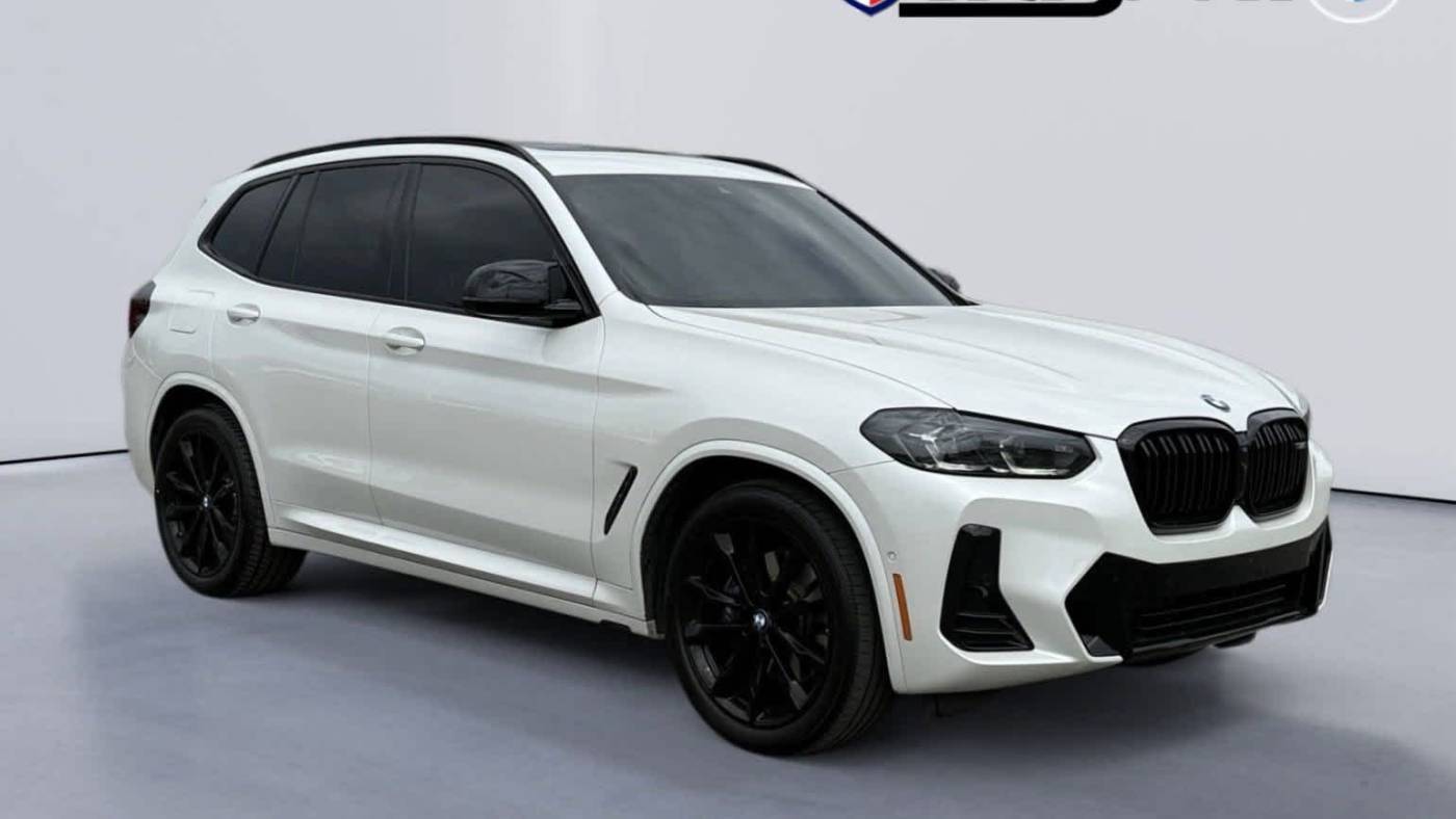 2023 BMW X3 M40i